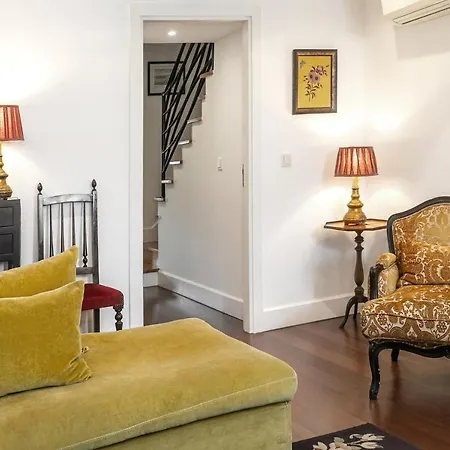 Chiado Apartment *