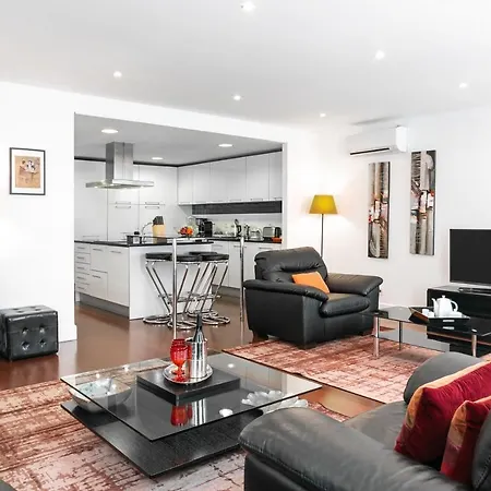 Chiado Apartment *