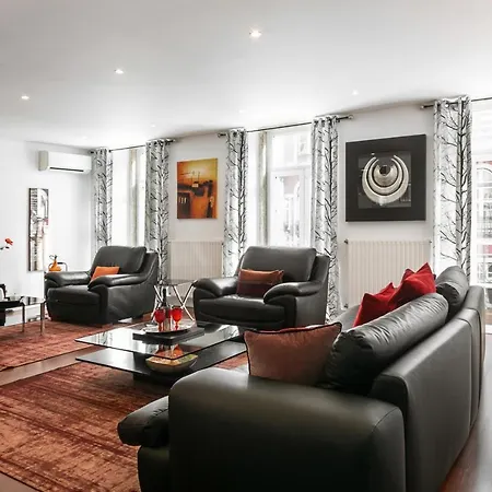 Chiado Apartment *