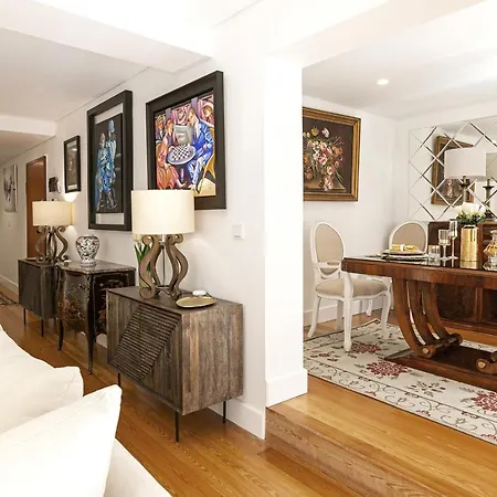 Apartment Chiado *